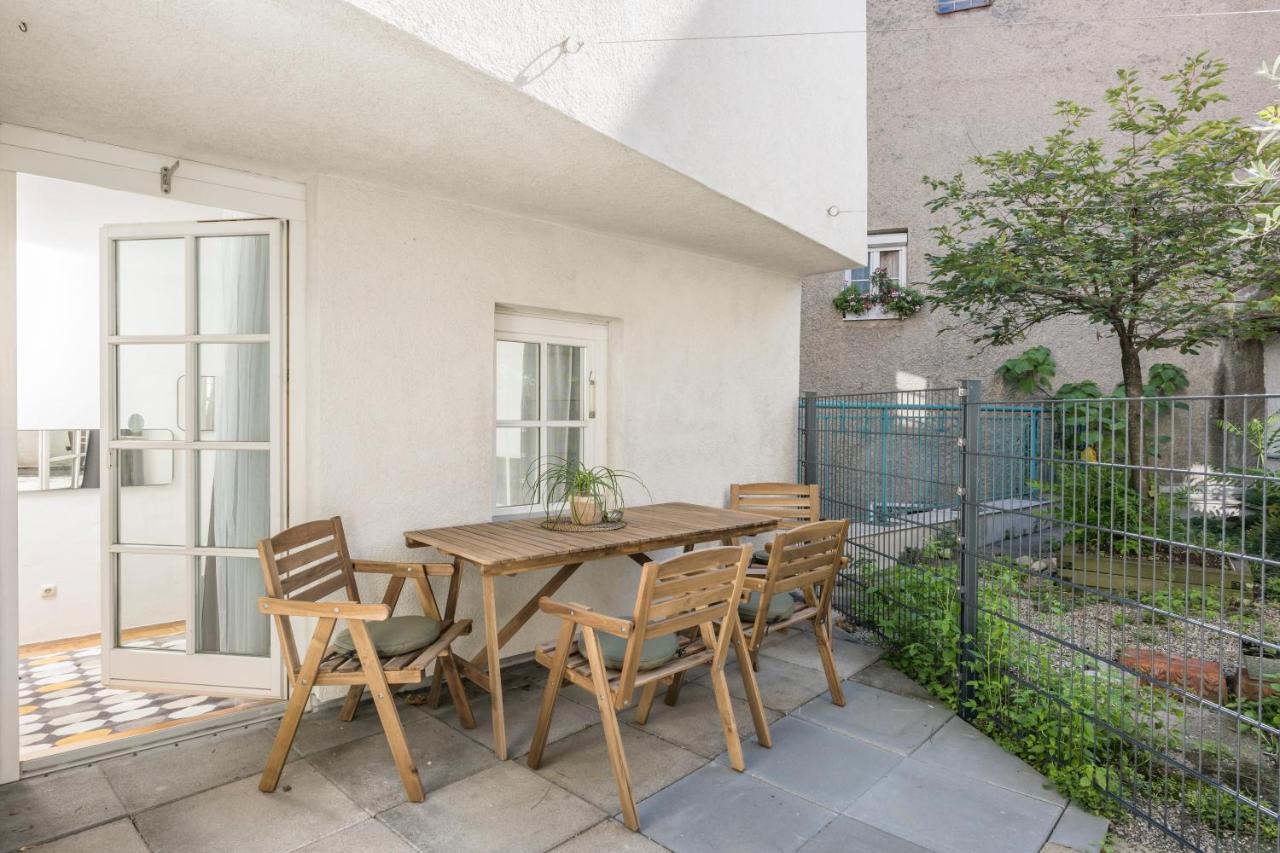 Zum Grazer Uhrturm Apartamento Exterior foto